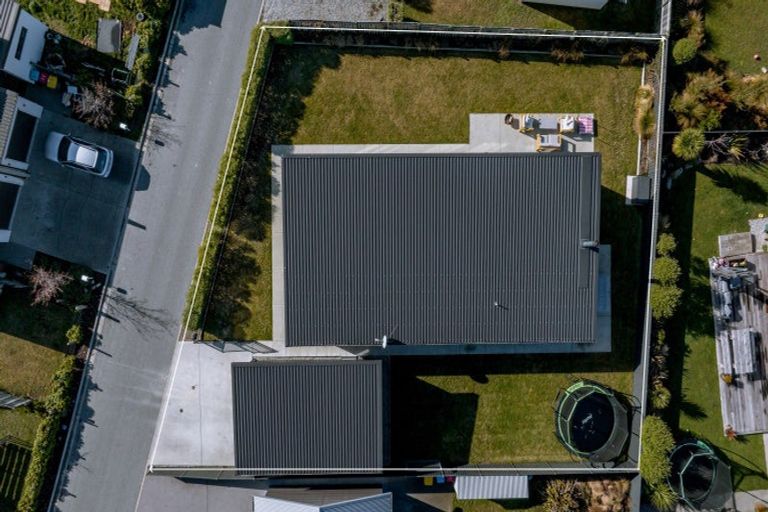 Photo of property in 29 Marbleleaf Lane, Albert Town, Wanaka, 9305