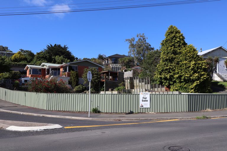 Photo of property in 86 Main South Road, Green Island, Dunedin, 9018