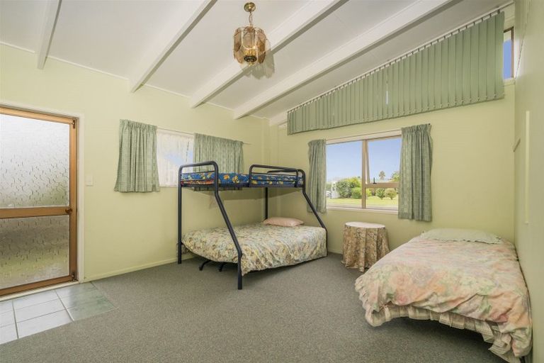 Photo of property in 105 Cook Drive, Whitianga, 3510