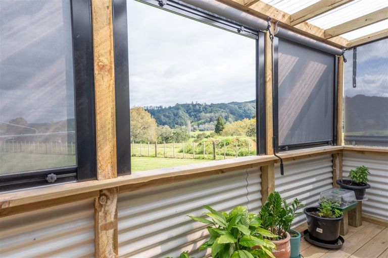 Photo of property in 59 Waikare Road, Kawakawa, 0282