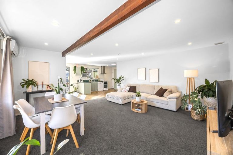 Photo of property in 28 Maple Street, Bishopdale, Christchurch, 8053