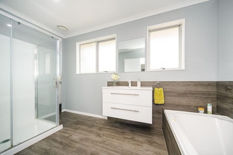 Photo of property in 68 Langley Avenue, Milson, Palmerston North, 4414