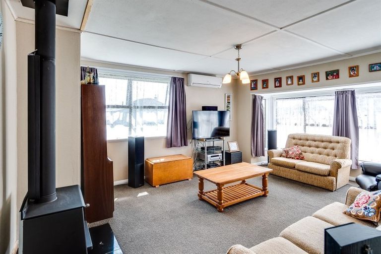 Photo of property in 52 Massey Crescent, Marewa, Napier, 4110