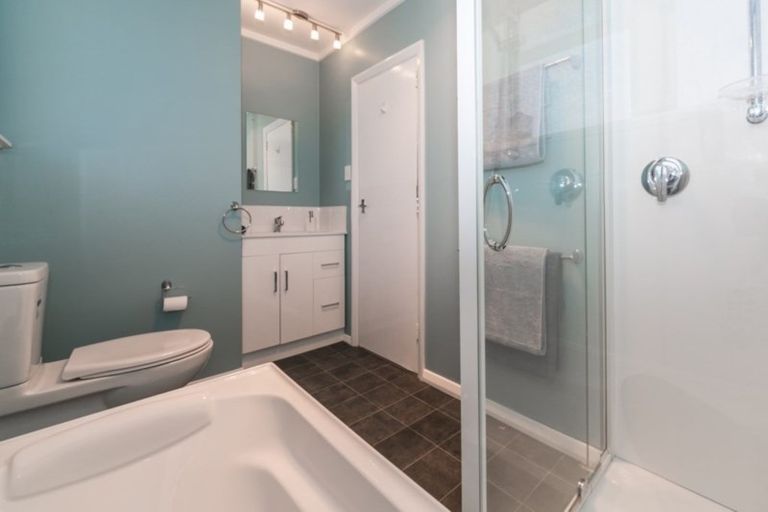 Photo of property in 184 Nuffield Avenue, Marewa, Napier, 4110