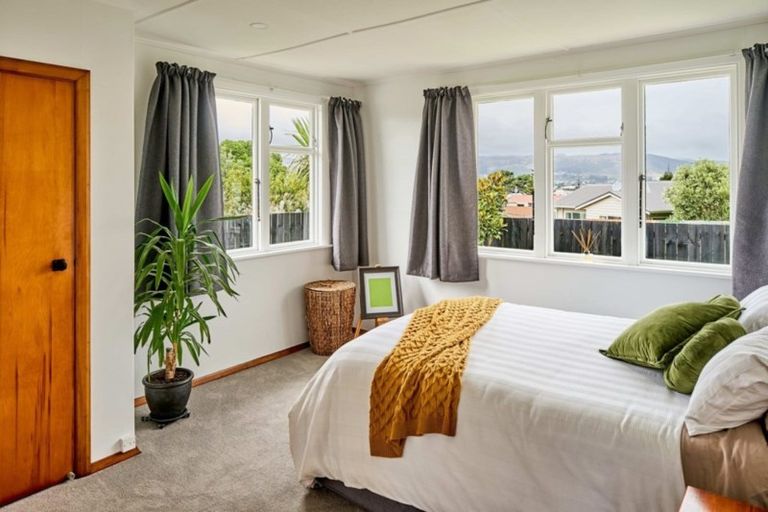 Photo of property in 49a Piko Street, Titahi Bay, Porirua, 5022