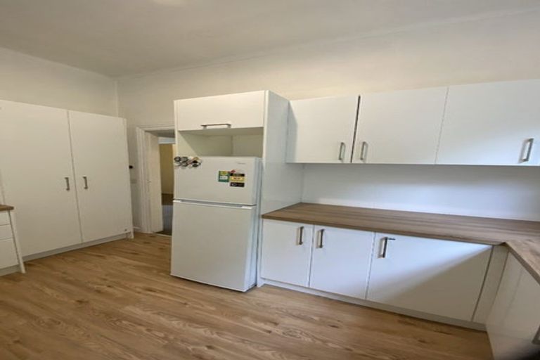 Photo of property in 164 Glenmore Street, Northland, Wellington, 6012