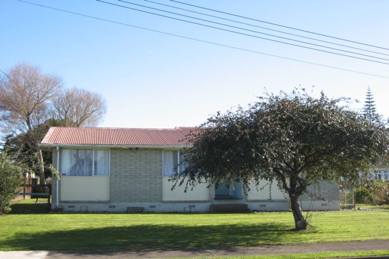 Photo of property in 4 Clifton Street, Bulls, 4818