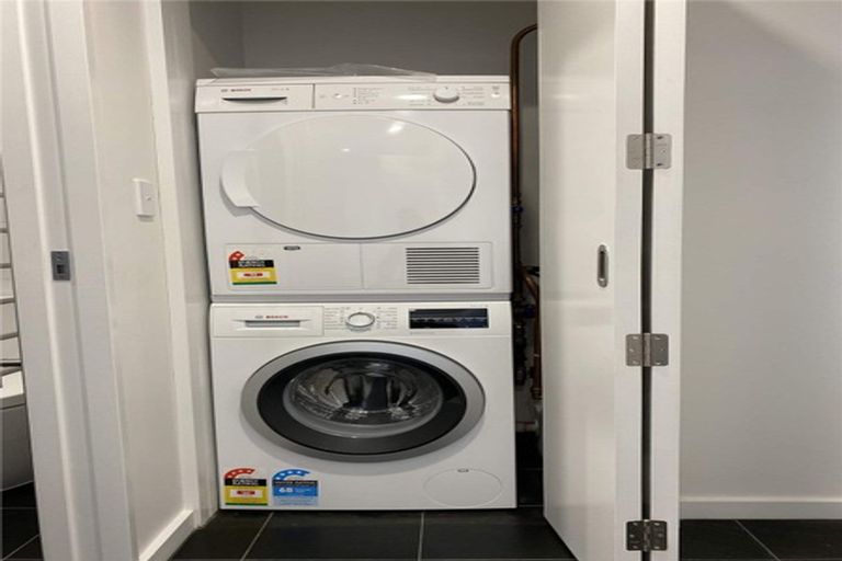 Photo of property in 414/19 Rawene Road, Birkenhead, Auckland, 0626