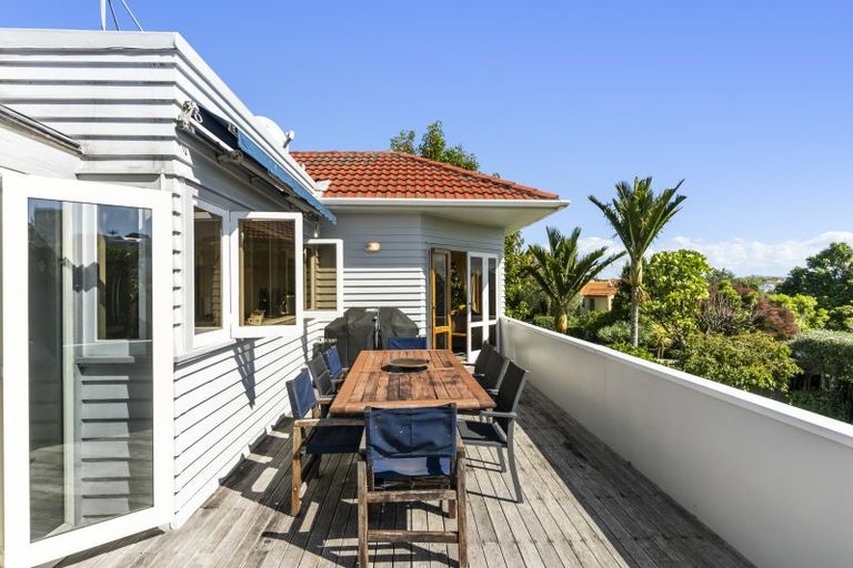 Photo of property in 825 Riddell Road, Saint Heliers, Auckland, 1071