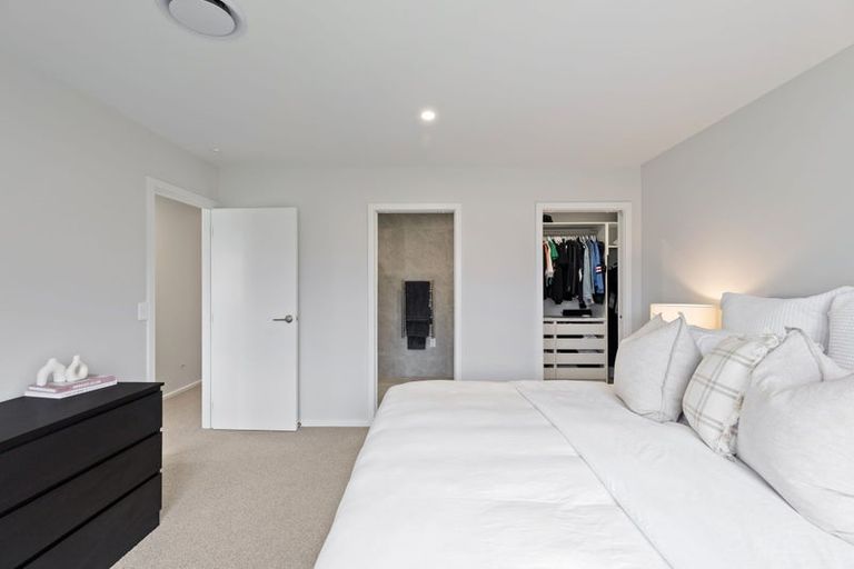 Photo of property in 68 Freedom Drive, Kelvin Grove, Palmerston North, 4414