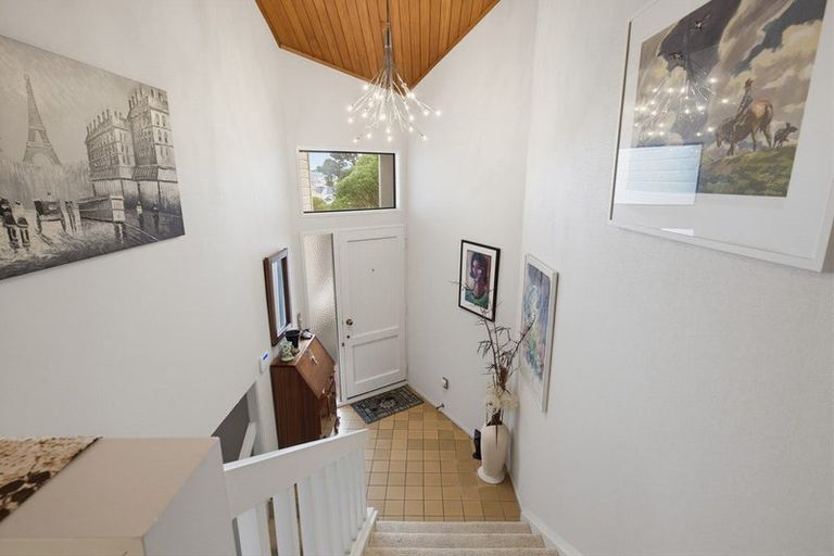 Photo of property in 21 Rama Crescent, Khandallah, Wellington, 6035