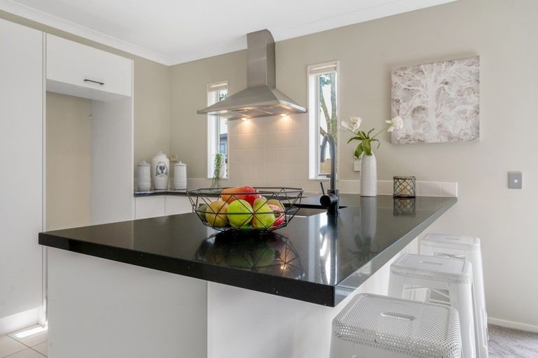 Photo of property in 20 Raphoe Road, Flat Bush, Auckland, 2019