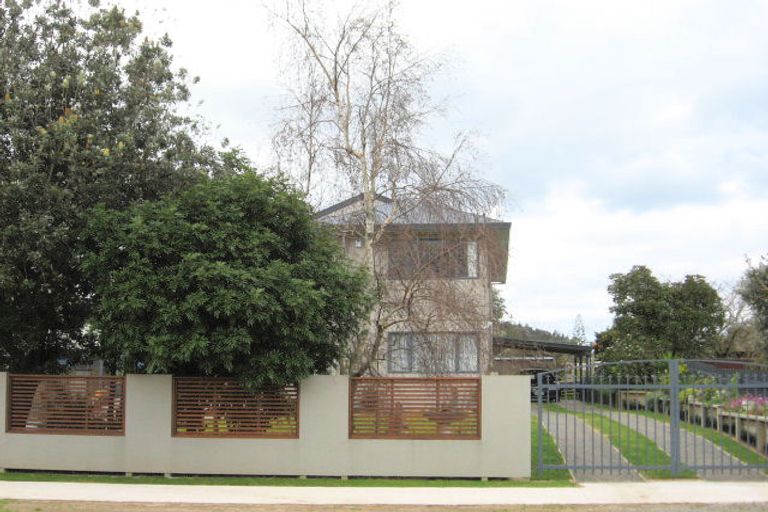 Photo of property in 110 Philomel Road, Whangamata, 3620