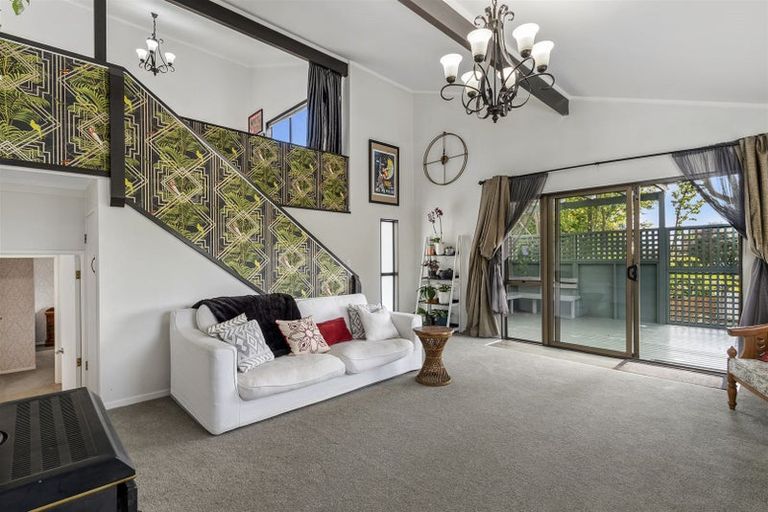 Photo of property in 77 Resolution Road, Welcome Bay, Tauranga, 3112