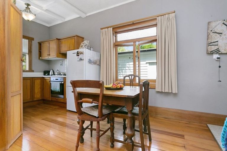 Photo of property in 21 Williams Street, Cambridge, 3434