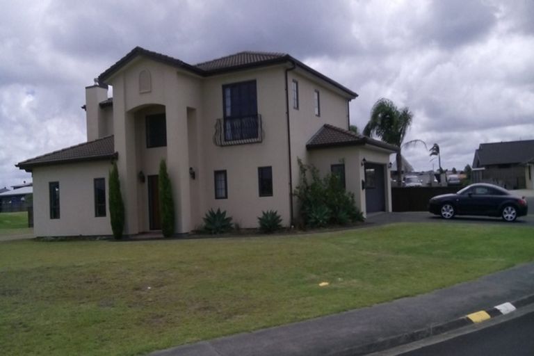 Photo of property in 1 Erin Jane Place, One Tree Point, 0118