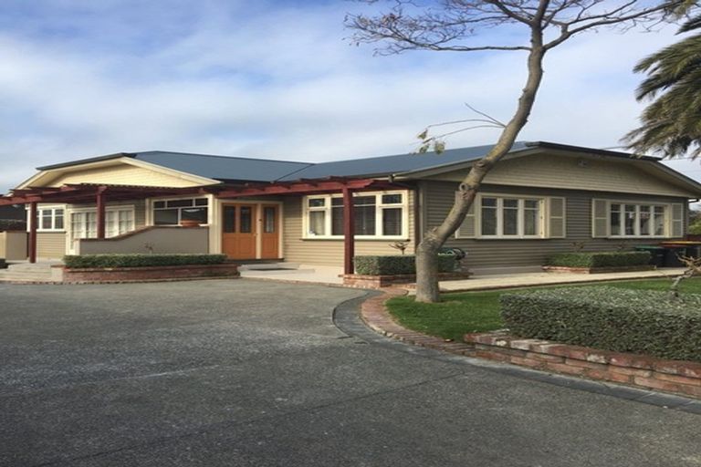 Photo of property in 150 Stapletons Road, Richmond, Christchurch, 8013
