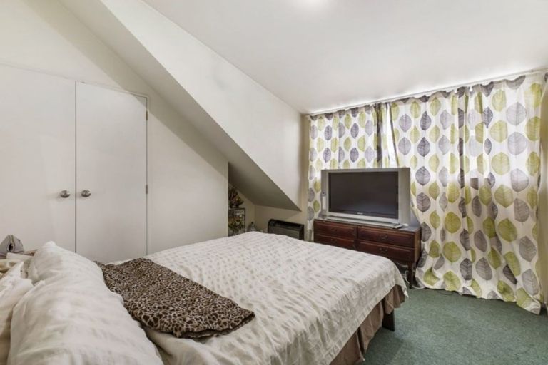 Photo of property in 20/1 Melview Place, New Lynn, Auckland, 0600
