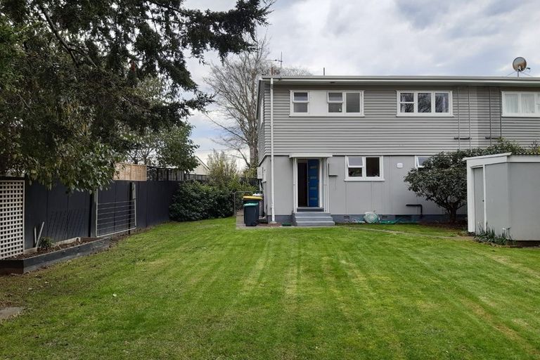 Photo of property in 37 Kowhai Terrace, Saint Martins, Christchurch, 8022