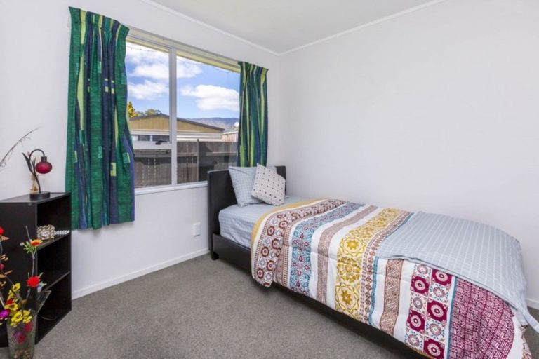Photo of property in 50b Hartford Crescent, Totara Park, Upper Hutt, 5018