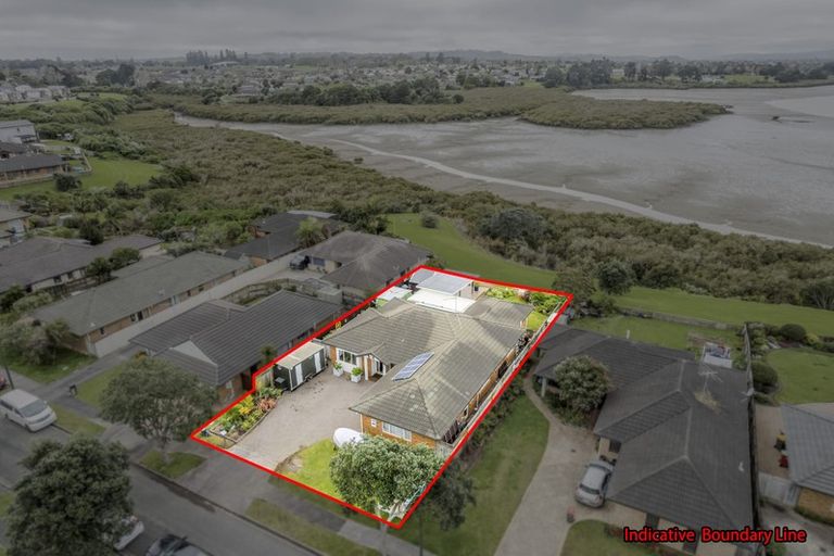 Photo of property in 81 Waimahia Avenue, Weymouth, Auckland, 2103