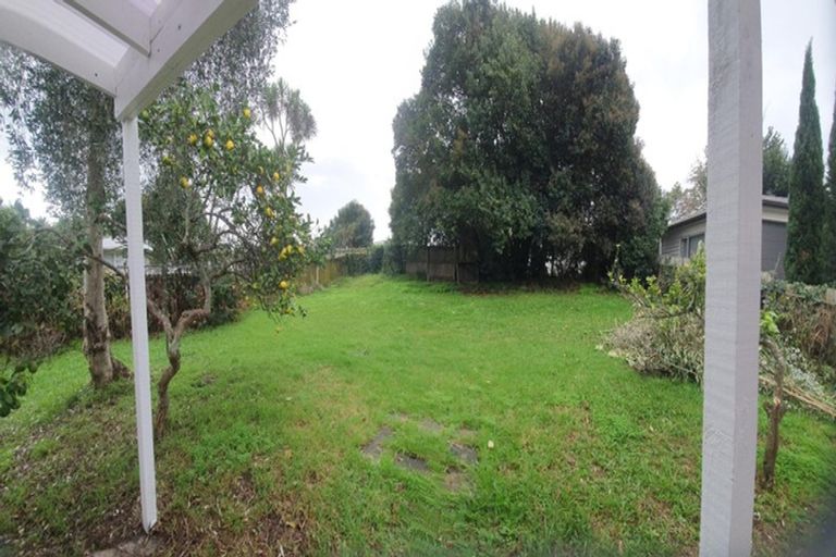 Photo of property in 13 Surrey Street, Manurewa, Auckland, 2102