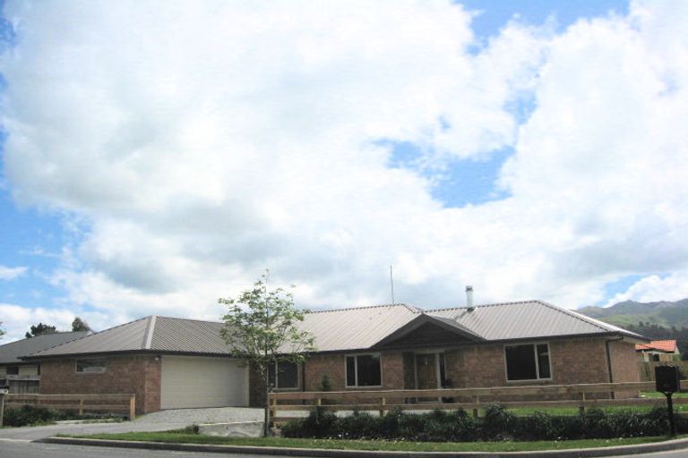 Photo of property in 76 Church Street, Oxford, 7430