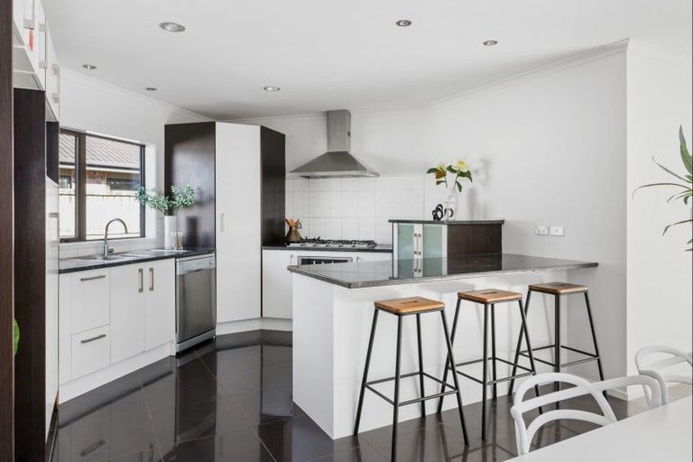 Photo of property in 63 Aquila Crescent, Rototuna North, Hamilton, 3210