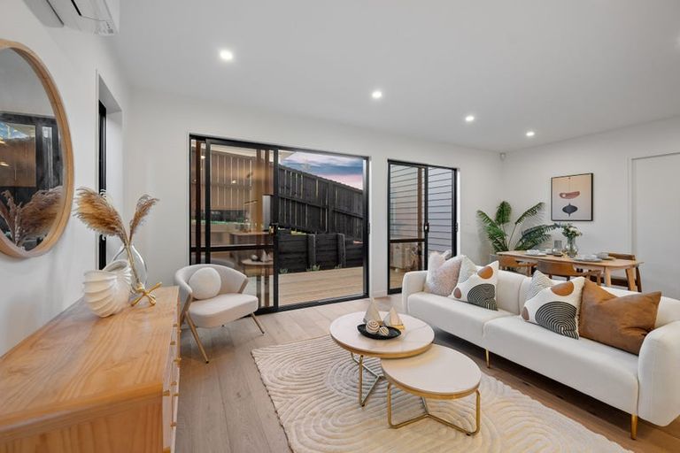 Photo of property in 41b Sunnynook Road, Forrest Hill, Auckland, 0620