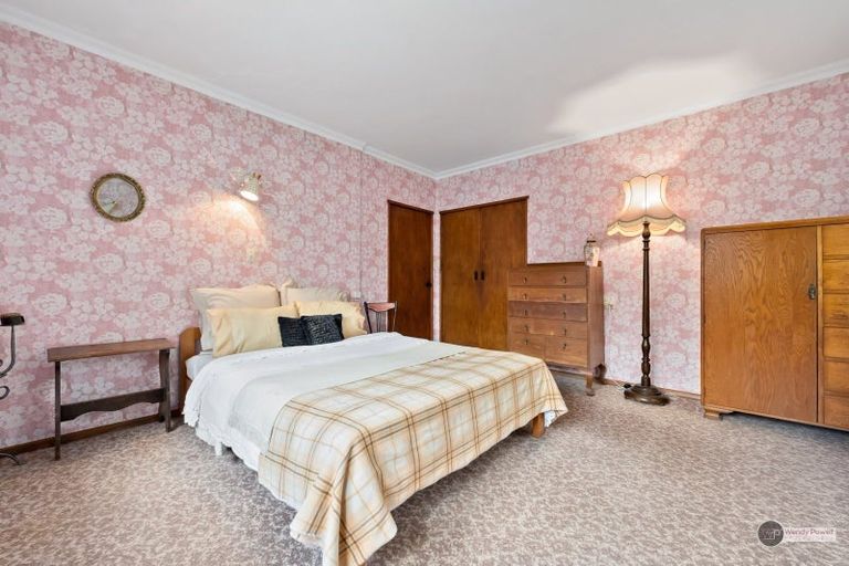 Photo of property in 11 Manuka Street, Stokes Valley, Lower Hutt, 5019