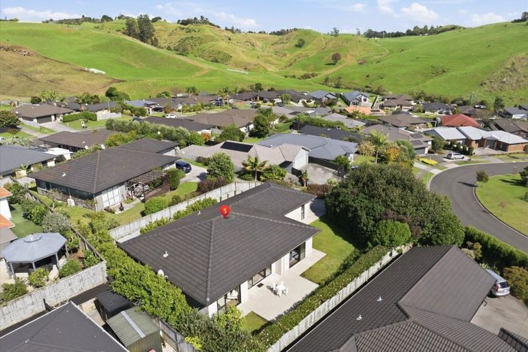 Photo of property in 5 Bryan Gallagher Place, Welcome Bay, Tauranga, 3175