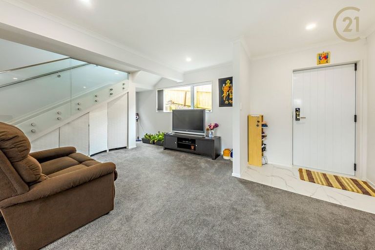 Photo of property in 14 Buller Crescent, Manurewa, Auckland, 2102