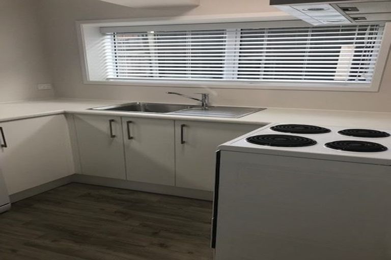 Photo of property in 2/8 Patons Road, Howick, Auckland, 2014