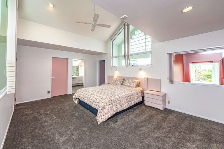 Photo of property in 14 Kent Road, Saint Johns Hill, Whanganui, 4501