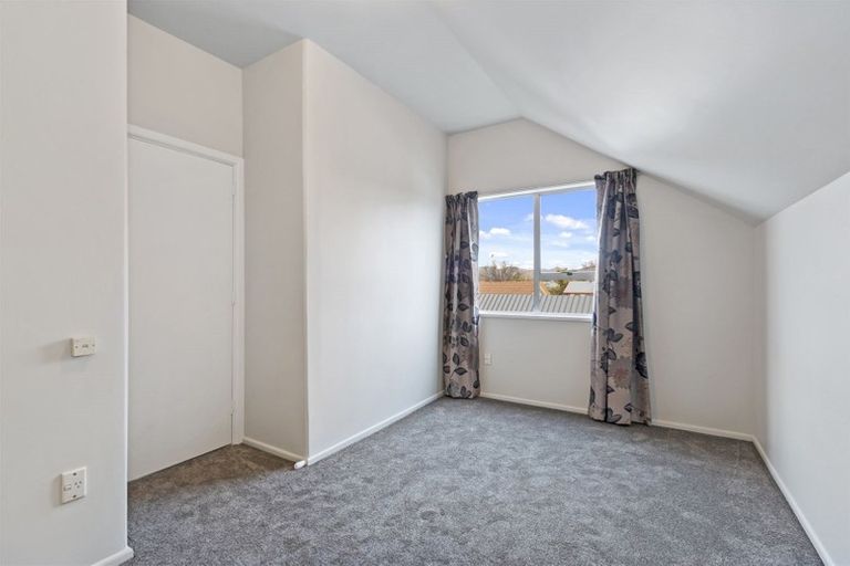 Photo of property in 2/33 Pavitt Street, Richmond, Christchurch, 8013