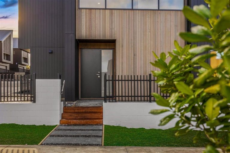 Photo of property in 69 Waterlily Street, Hobsonville, Auckland, 0616