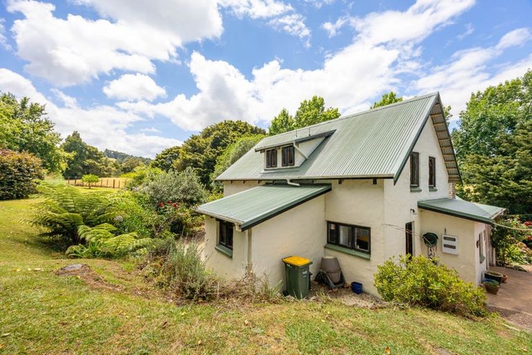 Photo of property in 196 Tomarata Valley Road, Wellsford, 0974