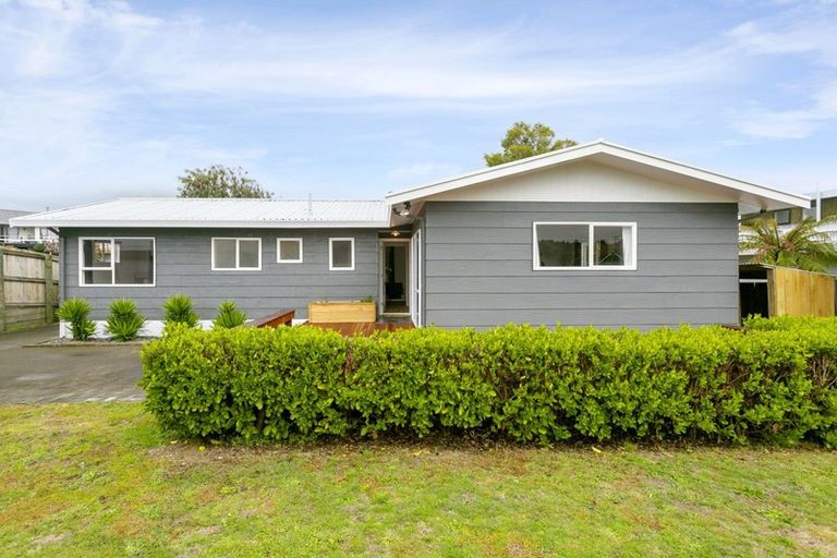 Photo of property in 10 Wembley Place, Richmond Heights, Taupo, 3330