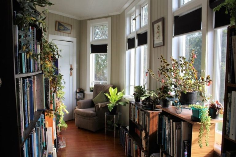 Photo of property in 4 King Street, Dannevirke, 4930