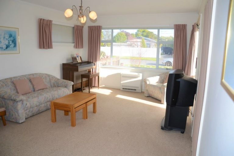 Photo of property in 30 Lenton Street, Aranui, Christchurch, 8061