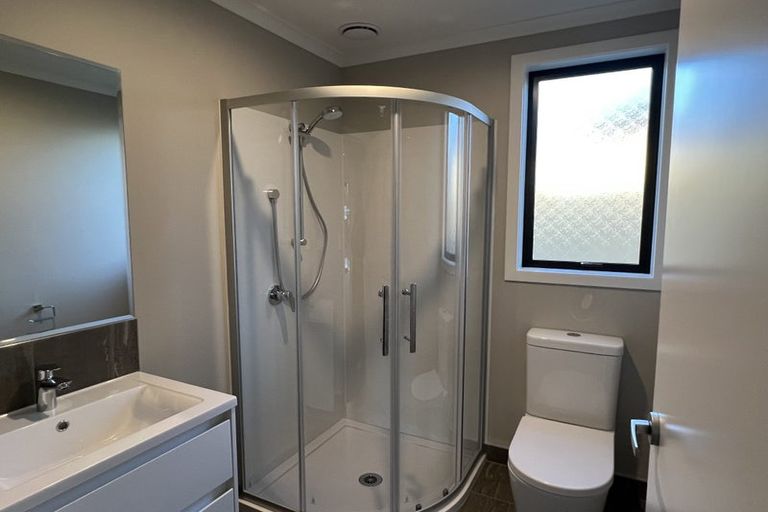 Photo of property in 2/41 Kenney Crescent, Fairfield, Hamilton, 3214