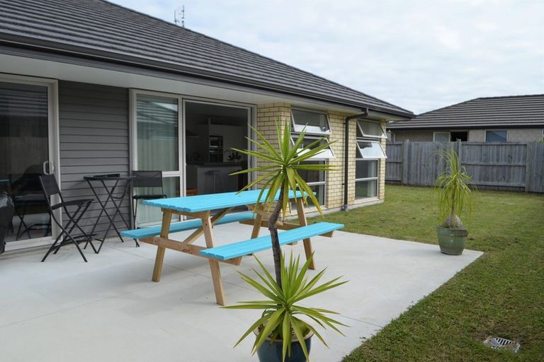 Photo of property in 8 Blanche Road, Papamoa Beach, Papamoa, 3118