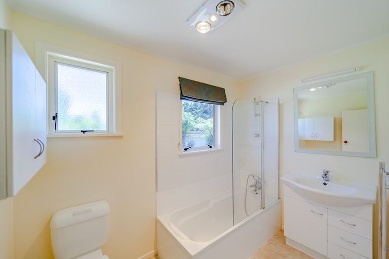 Photo of property in 36 Upham Street, Havelock North, 4130