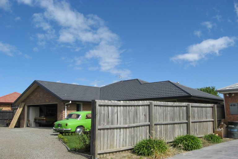 Photo of property in 44 Paget Drive, Woodend, 7610