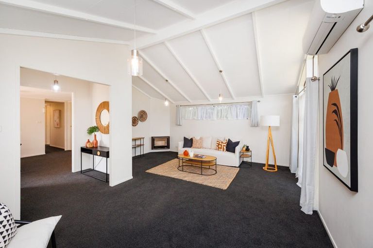 Photo of property in 3 Escort Grove, Awapuni, Palmerston North, 4412
