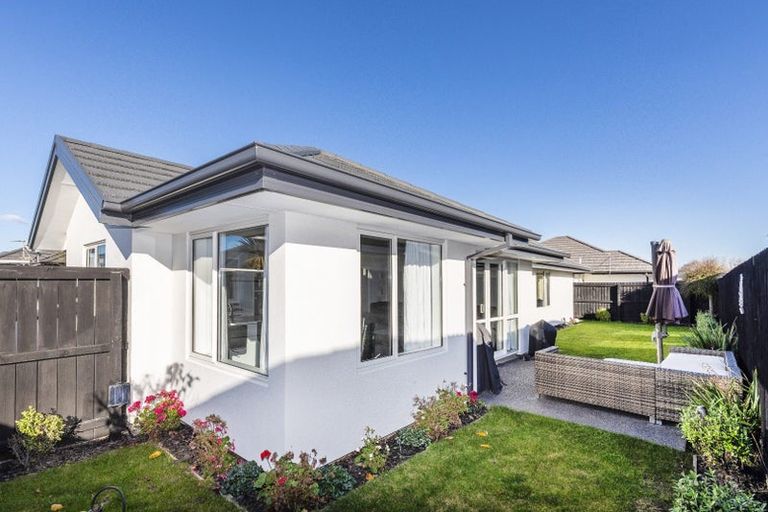 Photo of property in 20 Maka Lane, Halswell, Christchurch, 8025