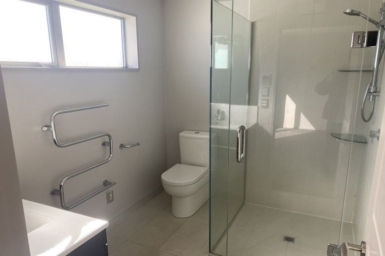 Photo of property in 12 O'dea Place, Burnside, Christchurch, 8053