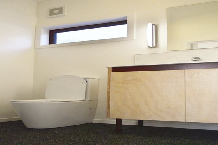 Photo of property in 9 Challis Place, Mount Pleasant, Christchurch, 8081