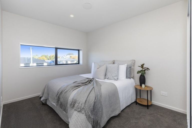 Photo of property in 1/100 Staveley Street, Avonhead, Christchurch, 8042