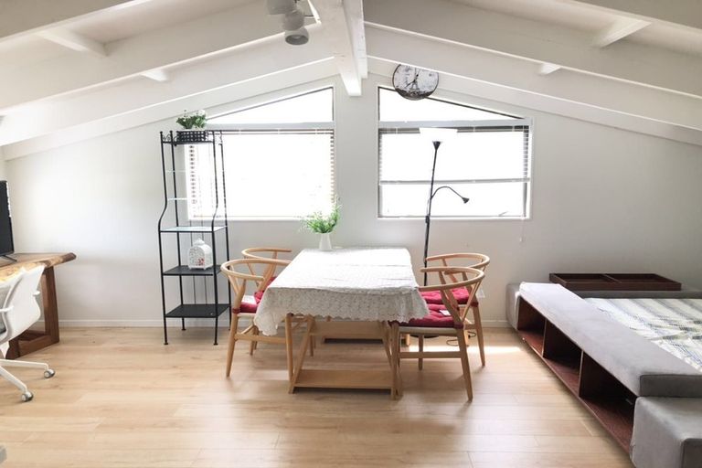 Photo of property in 32 Hobson Road, Lucas Heights, Auckland, 0632